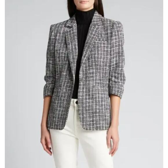 Sold - Picture 3 of 12